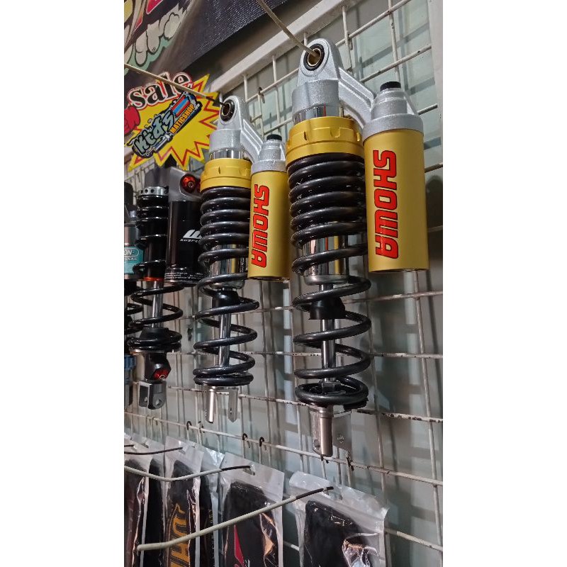 SHOCK SHOWA NON STEL 330MM
