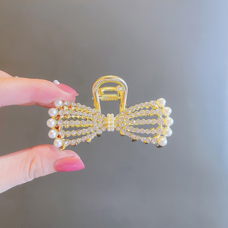 Jepit Rambut Bahan Metal Aksen Mutiara Dan Berlian Imitasi Untuk Wanita