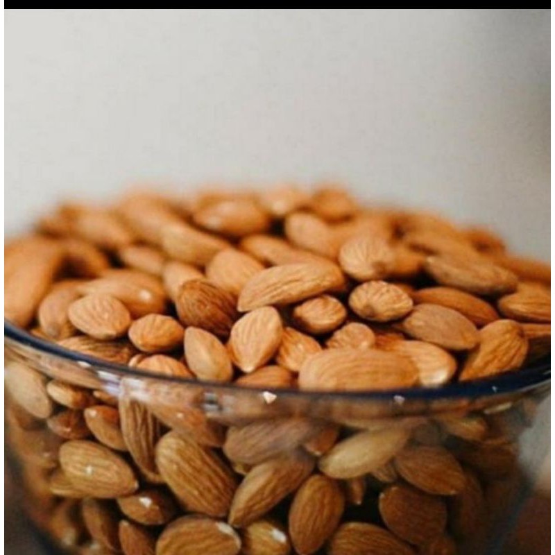 

Kacang Almond roasted 500gr Almond panggang kupas