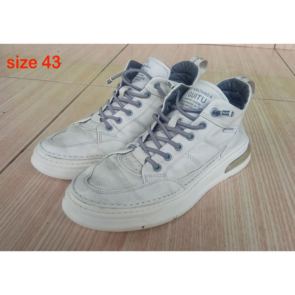 Sepatu Aape By A Bathing A size 43