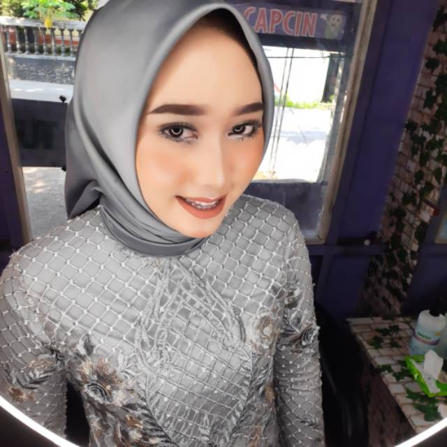 1zwylavel11ird_x9o0d5iieu4qm