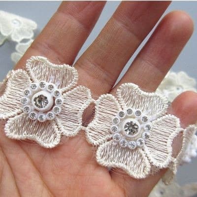 Lace Patch - White Flower Beading #26 (6pcs)