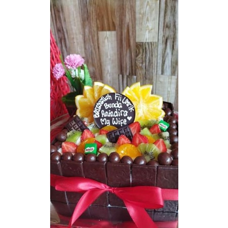 

birthday cake/kue ulang tahun buah buahan uk 24 /bolu promo/bolu enak/anniversary/wedding cake