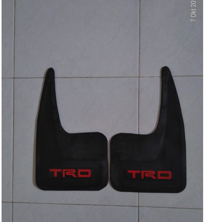 Karpet Lumpur TRD untuk Sedan sejenisnya  harga sepasang (2 pcs) cocok untuk jenis mobil kecil tebal kuat tahan lama bisa posisi depan atau belakangI