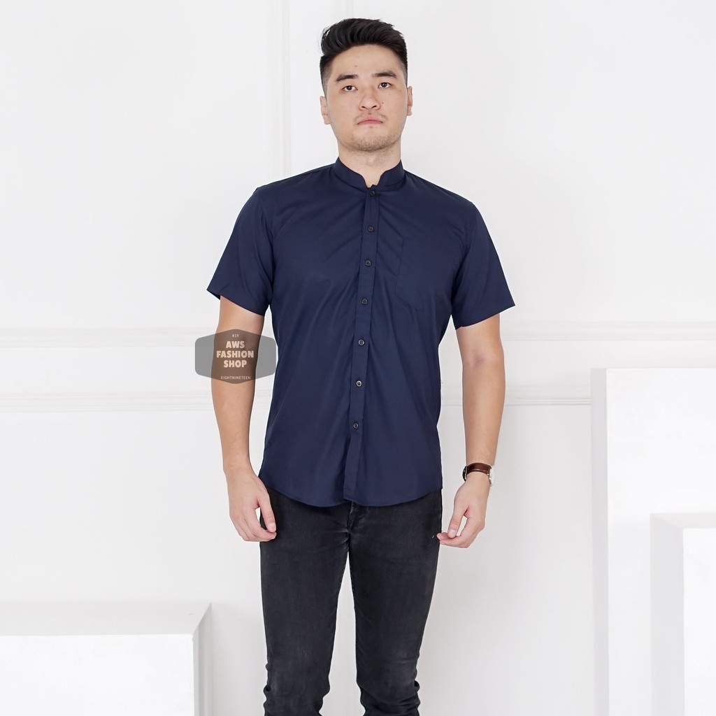 Kemeja Pria Lengan Pendek Polos Merah Hitam Putih Biru Navy Kerah Shanghai Koko Casual Slimfit