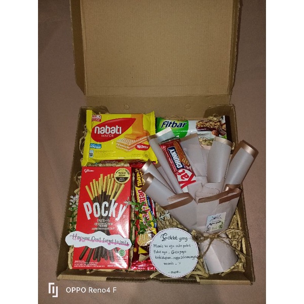 

gift box snack