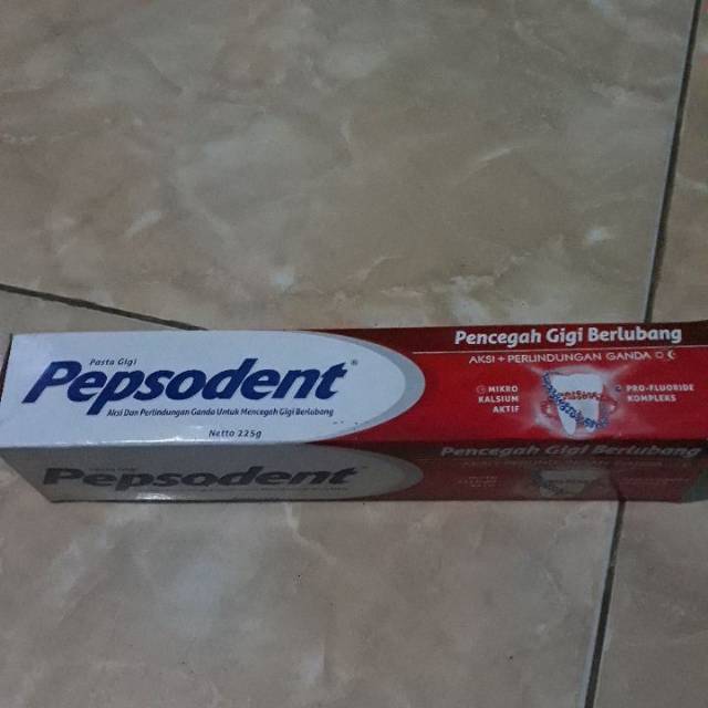 Pepsodent pasta gigi 225gr