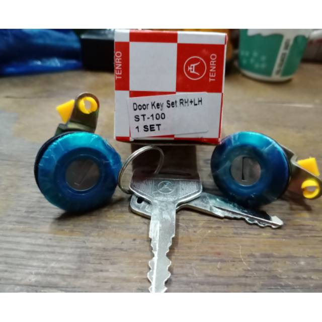 Kunci Pintu / Door key Carry ST100 1Set Kiri &amp; Kanan Merek Tenro