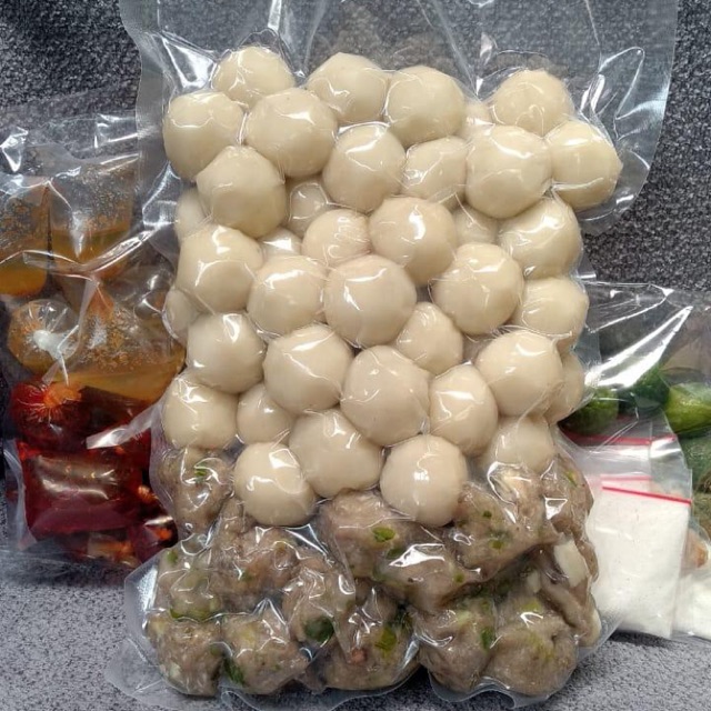 

baso aci pedas tulang rangu instan cirawang / paket keluarga / baso aci garut