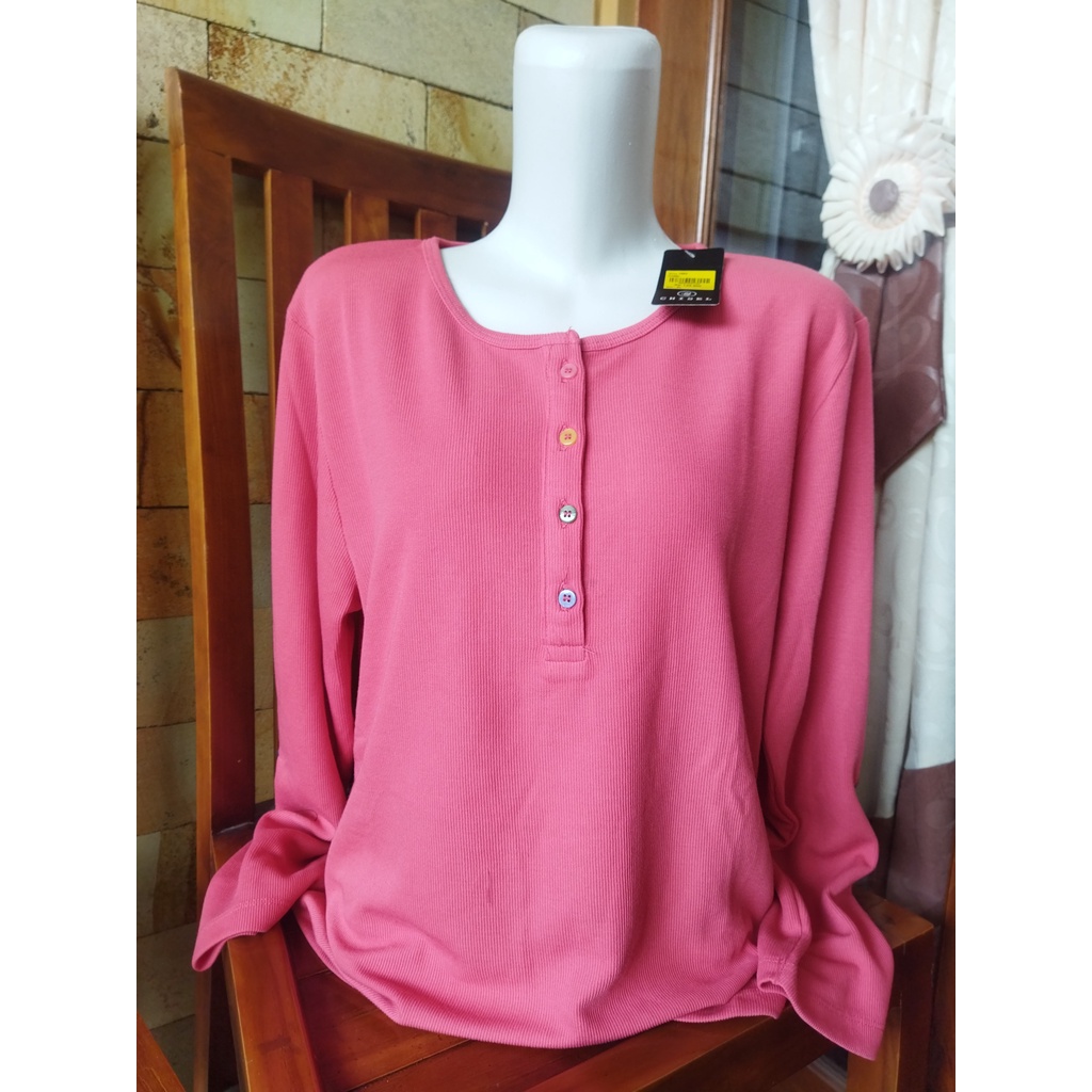 PHENOMENAL CHISEL KAOS WANITA