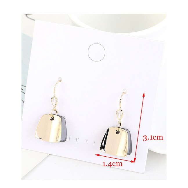 LRC Anting Gantung Fashion plated Geometric Trapezoidal Earrings Y63280