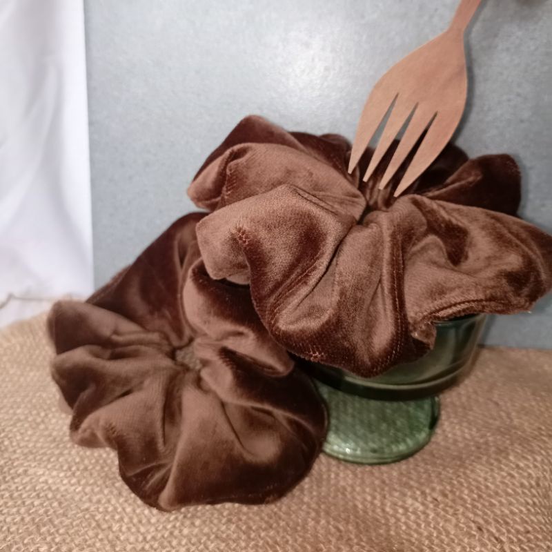 scrunchie/ikat rambut velvet
