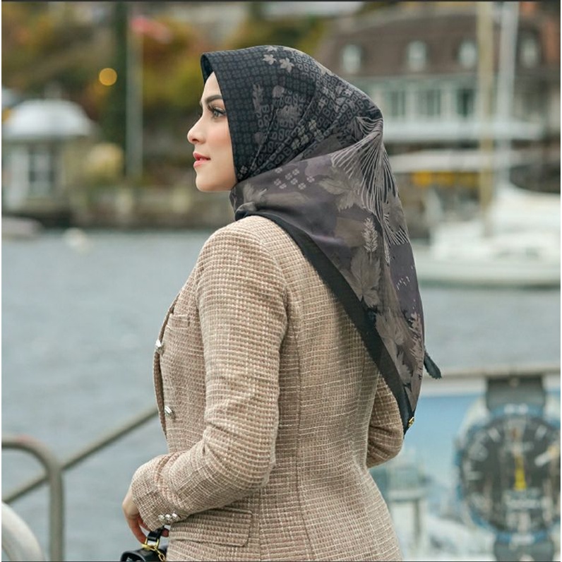 Buttonscarves Iseltwald Series