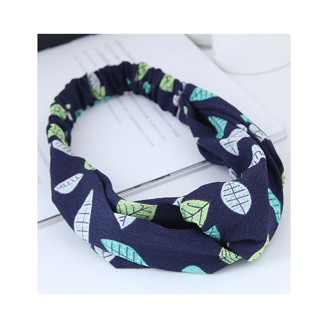 LRC Bando Sweet Leaf Pattern Decorated Wide Hair Band