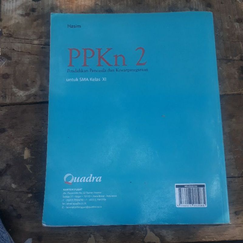 buku pelajaran ppkn sma kelas xii quadra
