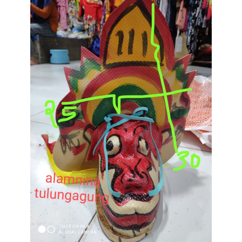 barongan spon anak dihiasi kain kecil