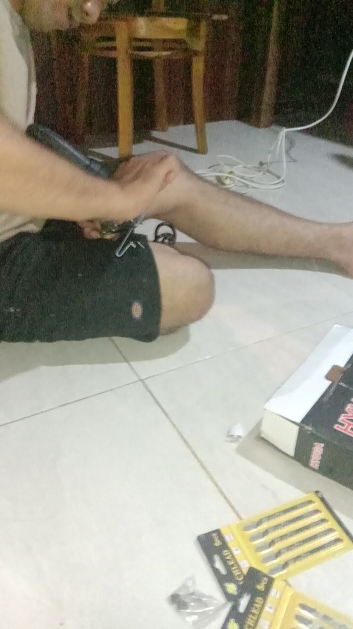 Mesin Gergaji Triplek Mesin Gergaji Kayu Jigsaw Hyuga Import