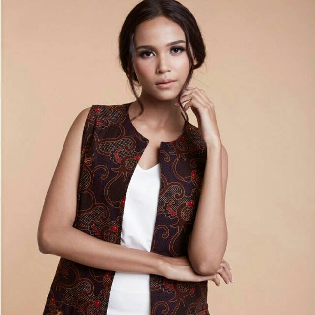 DIRA BATIK VEST