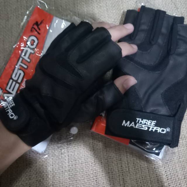 Sarung tangan THREE MASESTRO STRIP HF