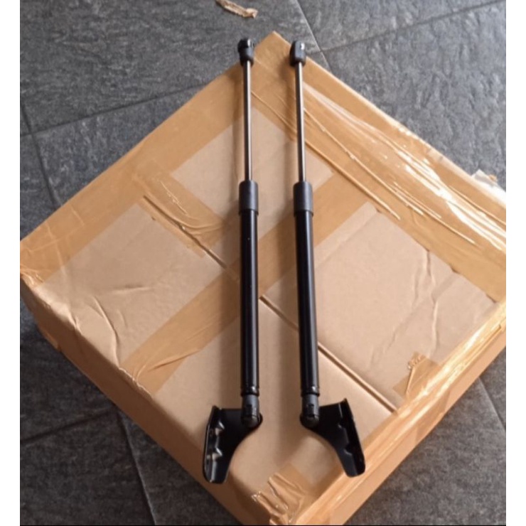 hidrolik pintu bagasi suzuki ertiga