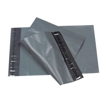 

POLYMAILER ABU 20x30 polos 1pcs