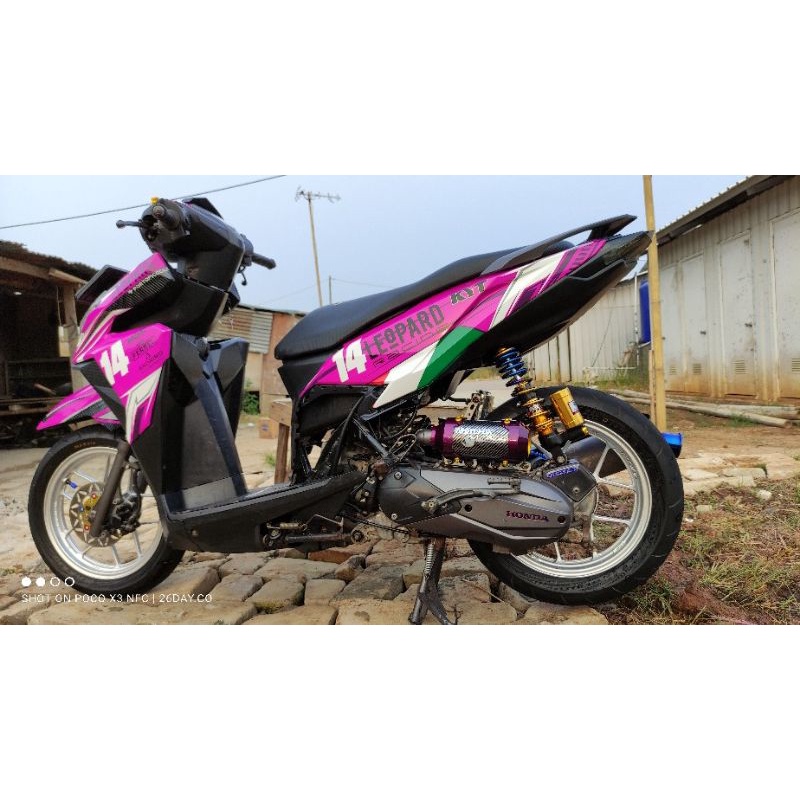 UNDERTAIL VARIO 125 150 LED OLD Aksesoris Custom