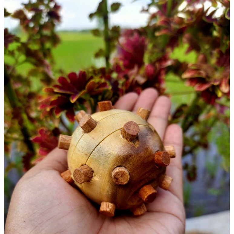 ALAT PIJAT REFLEKSI TANGAN BULAT BAHAN KAYU /TERAPI TANGAN GENGGAM