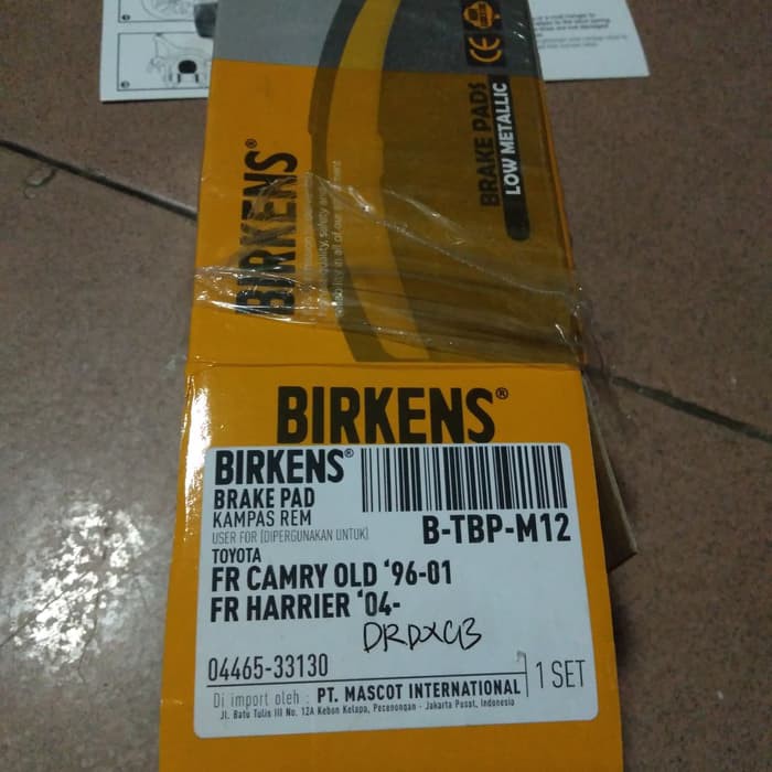 kampas rem depan toyota harrier 2004 / kampas rem depan harrier 2004