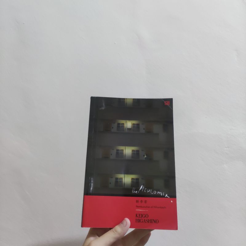 Buku The Newcomer Keigo Higashino preloved