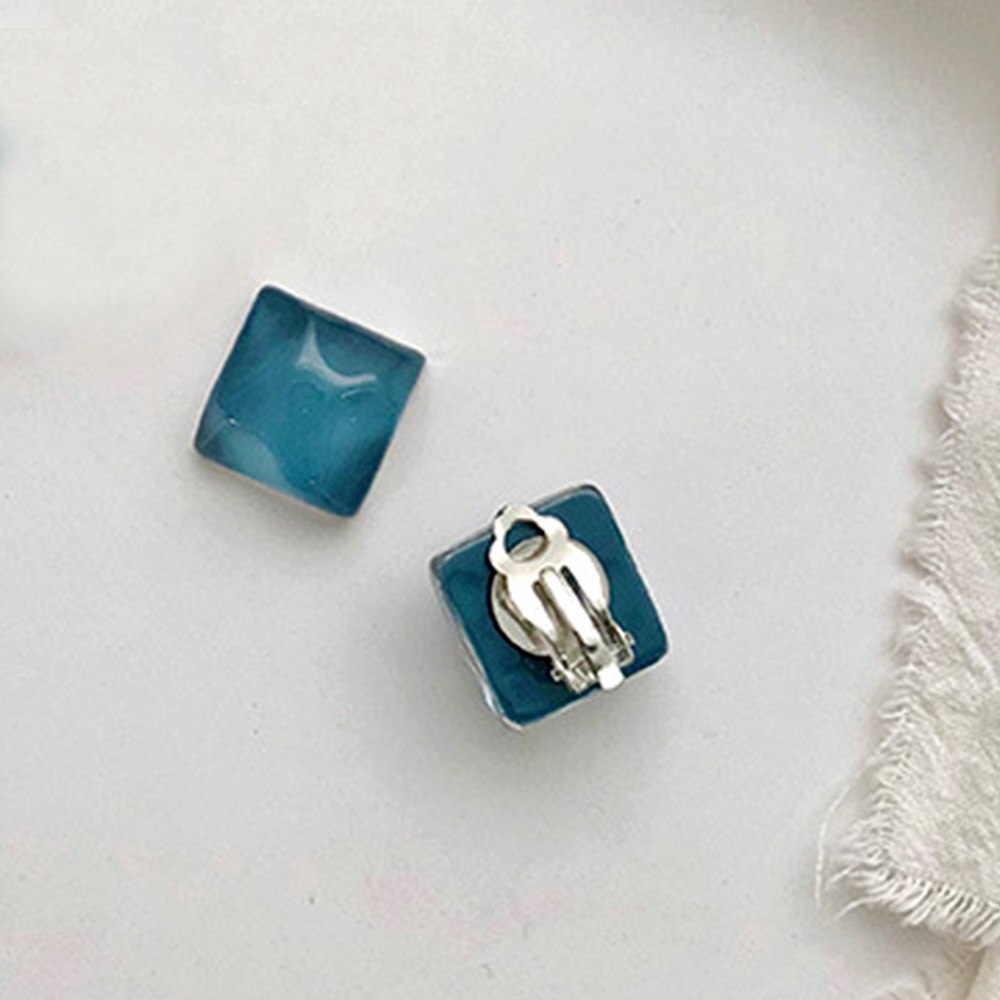 Anting Klip Tanpa Tindik Bahan Resin Bentuk Persegi Geometris Untuk Wanita