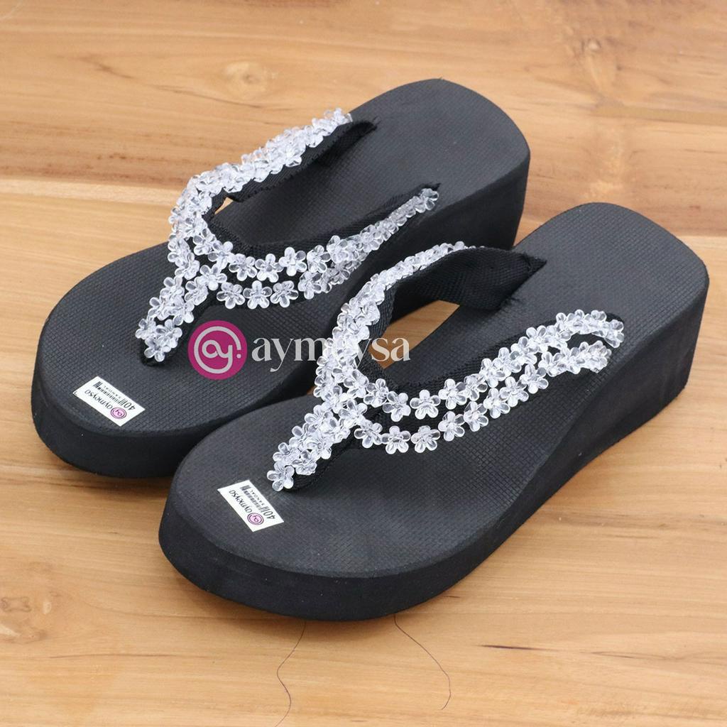 RUBY Sandal Wedges Jepit Spons Wanita Hiasan Manik-Manik Terbaru 2023 Desain Modern Simpel dan Praktis Sendal Beads