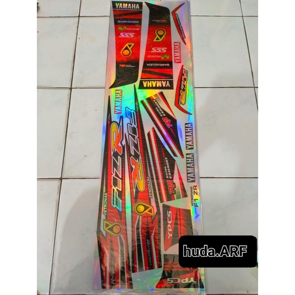 Striping Variasi Yamaha Fiz R Hologram Logo Petronas Fiz R Hologram