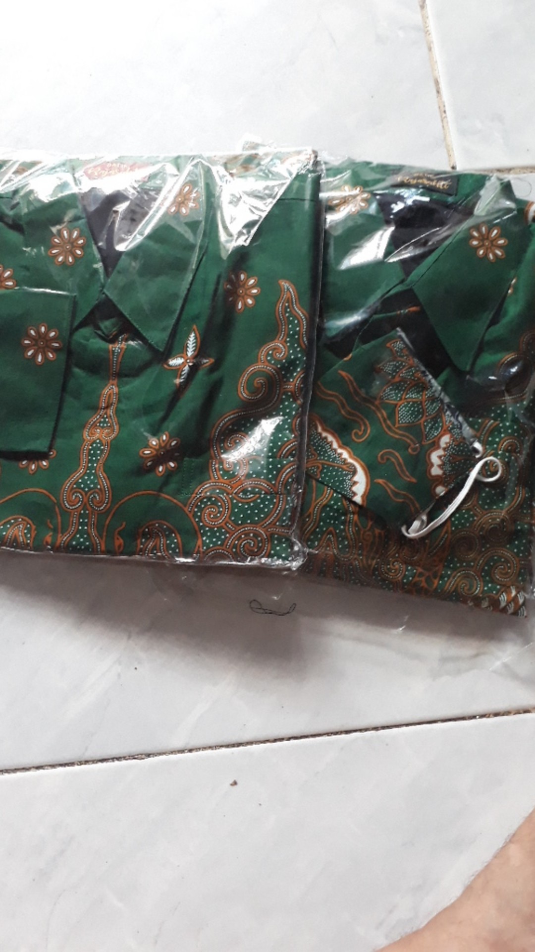 Wedanta Pinus Kemeja Batik Hijau Botol Pria Lengan Panjang Bso Official