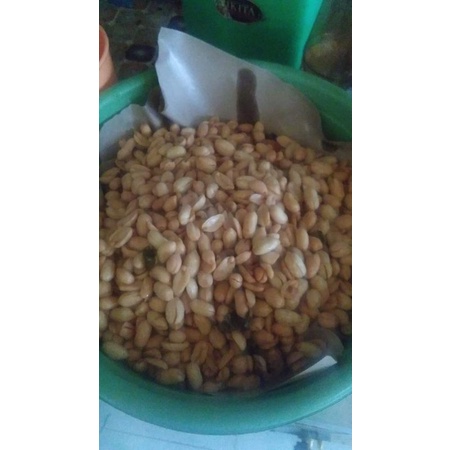 

kacang bawang renyah 500g