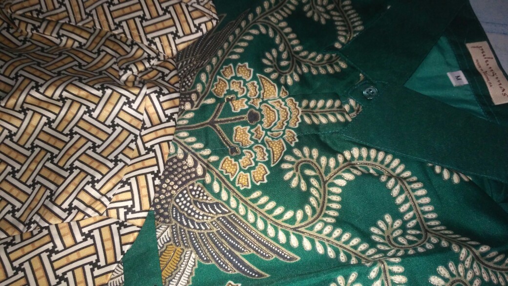 Kemeja Batik Semi Sutra Silky Premium Puring Istimewa