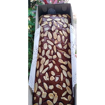 

brownis panggang Almond
