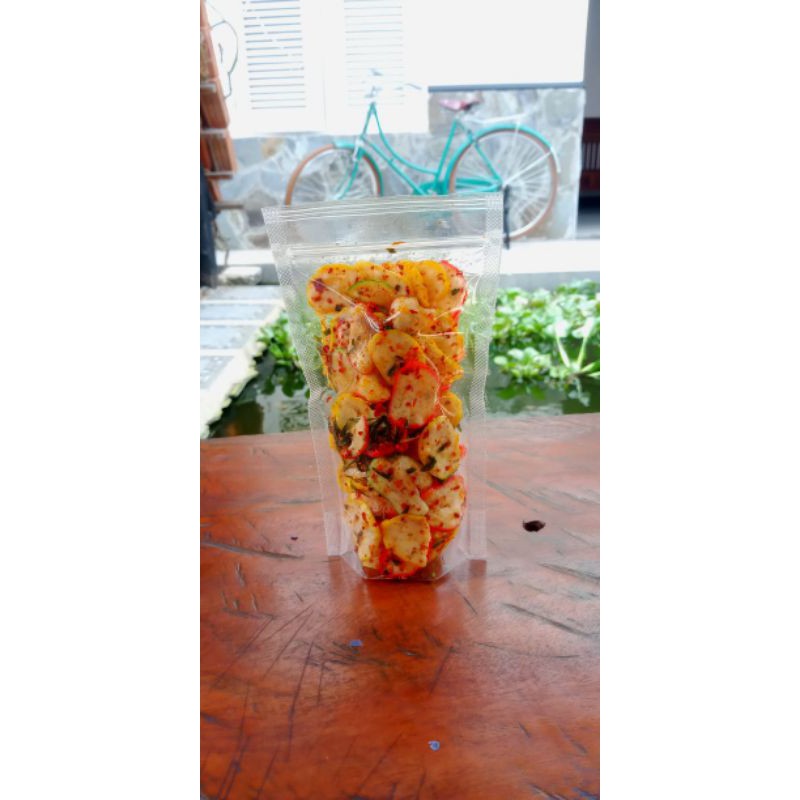

KERUPUK SEBLAK KERING100GRAM