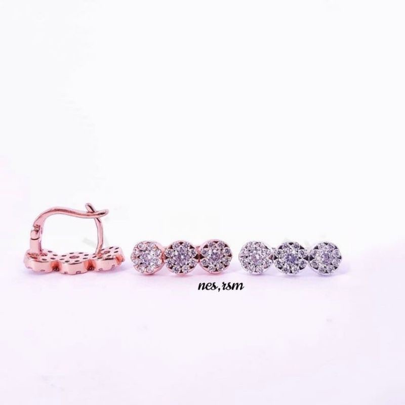 Anting vier Titanium premium (ada kode vier),mewah,pastinya awet,cocok buat yg alergi aloy xuping