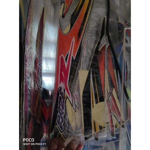 striping kawasaki Kaze R