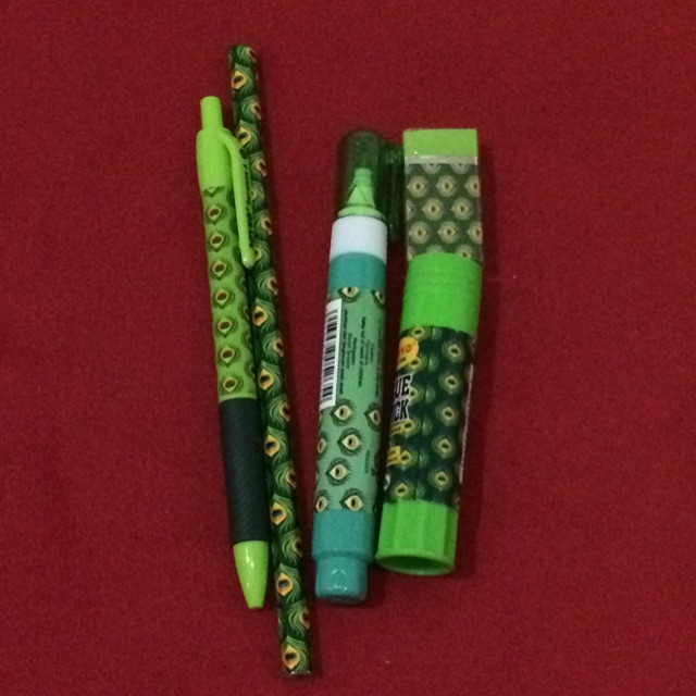 

Alat tulis set Joyko Animal Peacock
