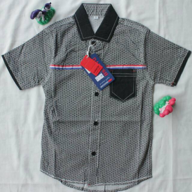 KEMEJA ANAK. OBRAL ....JUAAALL RUGI.