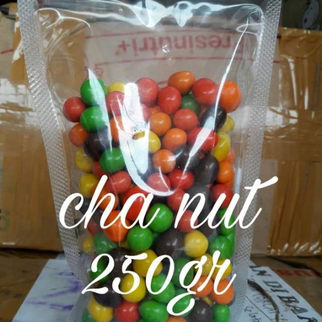 

Coklat lebaran delfi cha cha milk nut kiloan asli 250 gr