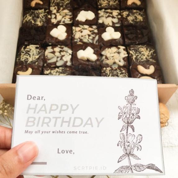 

TrxQq7Q1--BIRTHDAY FUDGY BROWNIES BY SCRTPIE.ID