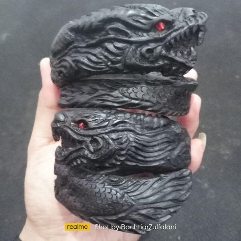 Gelang Pria Akar Bahar Hitam Jumbo Ukir Naga