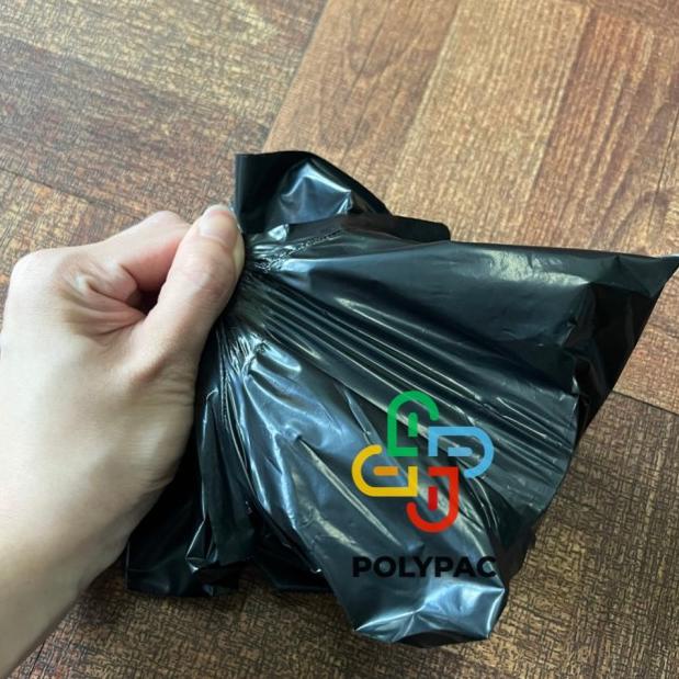 

Plastik Polymailer Hitam [40x50] 100pc Bungkus Plastik Packing Online