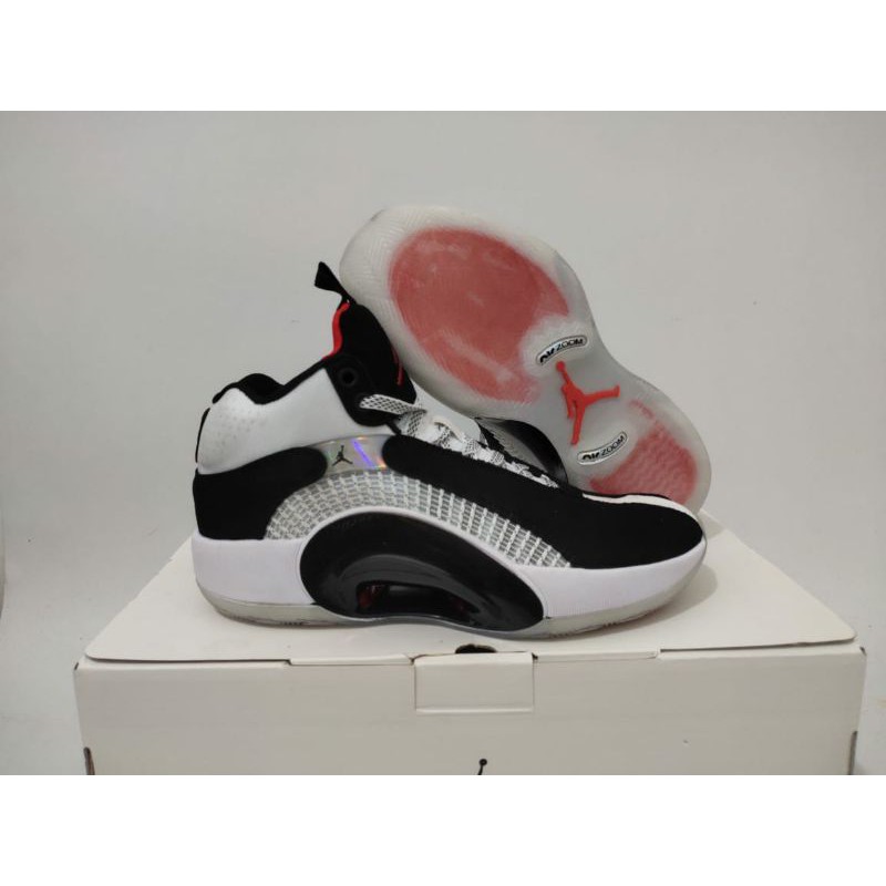 sepatu basket air jordan 35 white black