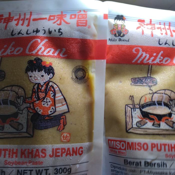 

Ready- Miko Chan Shiro Miso 300Gr / Miso Soup / Miso Paste