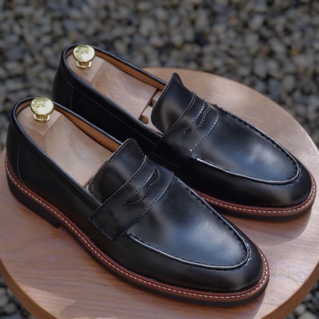 Pascal Black | Sepatu Hitam Tanpa Tali Loafers Pria Casual Kerja Formal Kantor Original Laki | FORIND Oxwalker