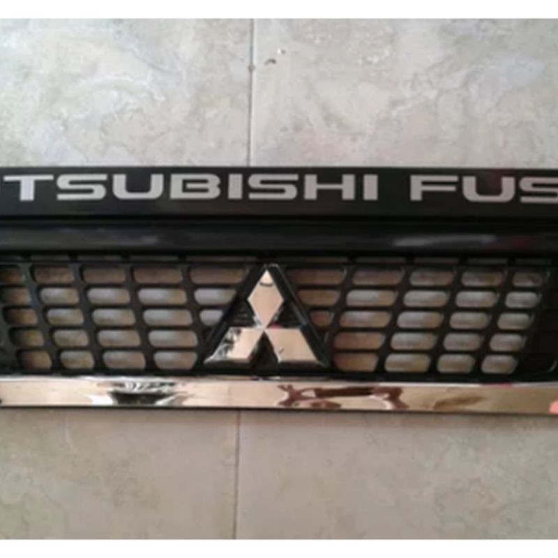 grill mitsubishi fuso/canter