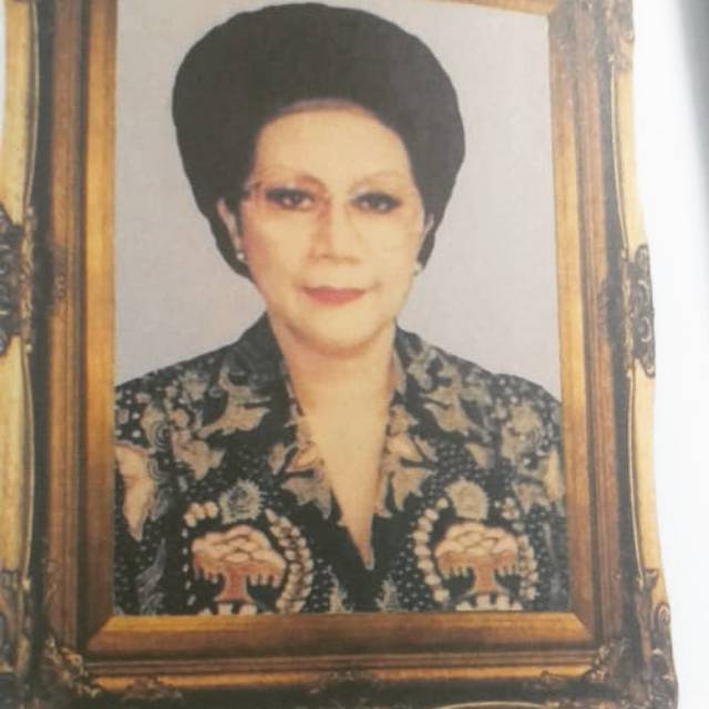 Batik seragam ormas MKGR